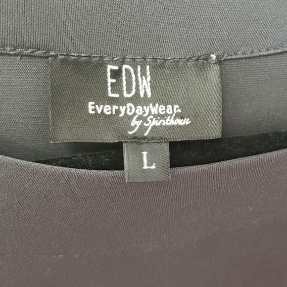 EDW Every Day Wear Lagenlook Asymmetrical Hem Top - Picture 4 of 4
